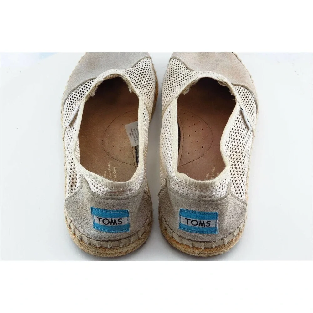 Toms Size 7‎ Medium Beige Round Toe flats Leather Women